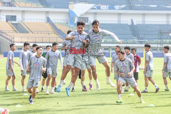 RESMI – Persib Lepas Gelandang Lokal Berstatus Pemain Timnas Indonesia